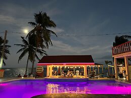 Tropical Paradise Hotel