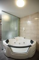 Amaks Omsk Hotel