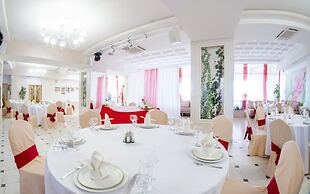 Amaks Omsk Hotel