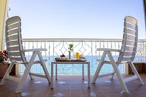 Pietra di Luna Hotel