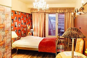 Hotel Village