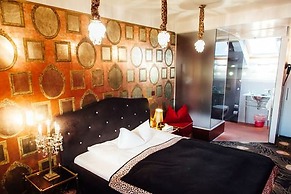 Hotel Village