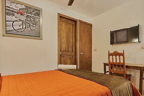 Hotel Cervantino