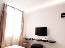 Sandy Hotel