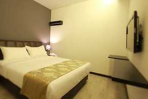 Sandy Hotel