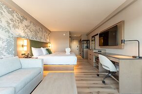 Park Town Hotel