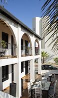 La Marina Inn