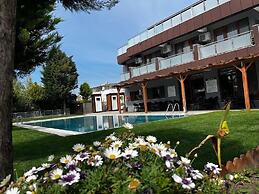 Akcay Zeytin Otel