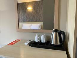 Akcay Zeytin Otel
