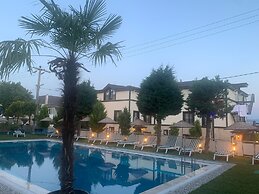 Akcay Zeytin Otel