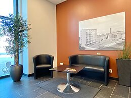 TH City Suite 3