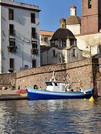 la corte degli ulivi