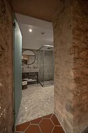 Han 1772 Hotel