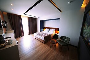 SEY BEACH HOTEL &SPA