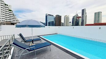 7C - 2 Bedroom Downtown Apartment With Shared Pool