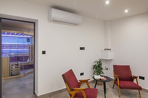 House Anavi