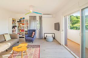 House Anavi