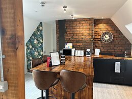 Cardiff Arms Bistro and Hotel