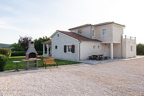 Villa Whitestone