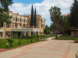 Alexius Beach Hotel