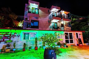Tuthaliya Hotel