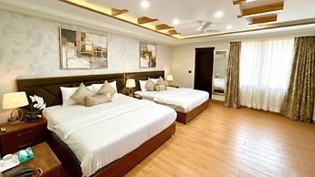 Khan Continental Hotel & Restaurant