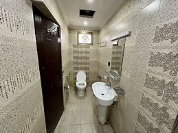 Khan Continental Hotel & Restaurant