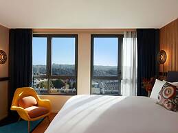 SO/ Paris Hotel