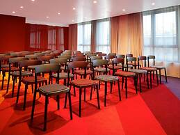 SO/ Paris Hotel