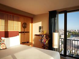 SO/ Paris Hotel