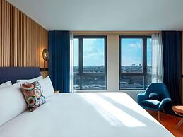 SO/ Paris Hotel