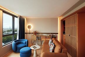 SO/ Paris Hotel