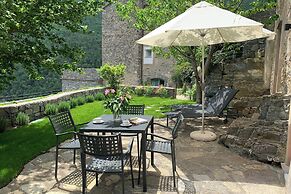 1 Bed Cottage Sleeps 4 Private Garden - Pool