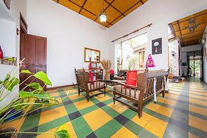 Ayenda Sarayu House