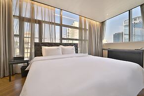 Platinum Hotel
