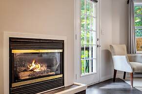 Muskoka Waterfront Retreat