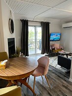 Muskoka Waterfront Retreat