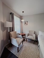 Muskoka Waterfront Retreat