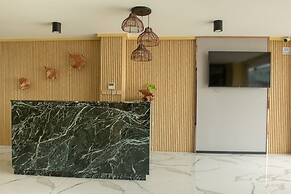 Swarn by Hawks Hotels Kamadhoo Baa Atoll