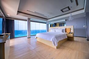 Swarn by Hawks Hotels Kamadhoo Baa Atoll