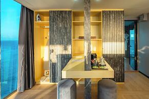 Swarn by Hawks Hotels Kamadhoo Baa Atoll