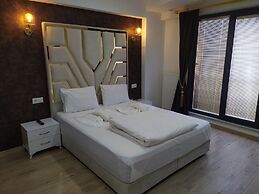 Mango Suites