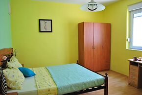 Apartments Šušnjara