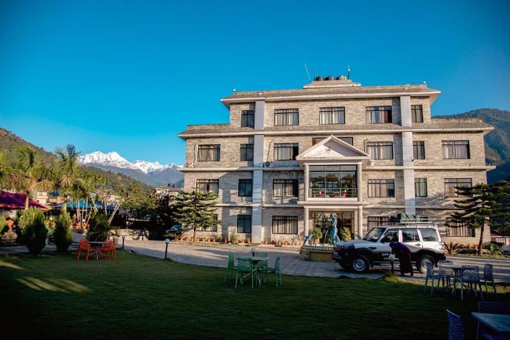 Gateway Himalaya Resort