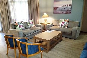First Group Brookes Hill Suites