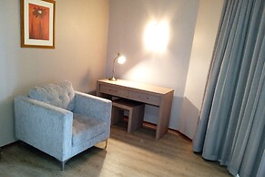 First Group Brookes Hill Suites