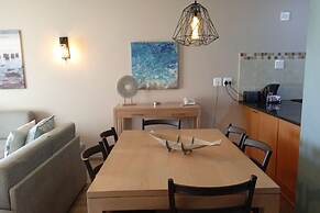 First Group Brookes Hill Suites