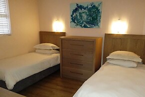 First Group Brookes Hill Suites