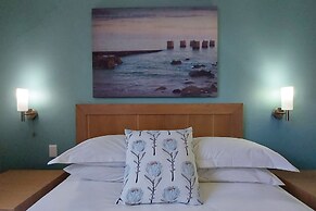 First Group Brookes Hill Suites