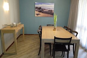 First Group Brookes Hill Suites